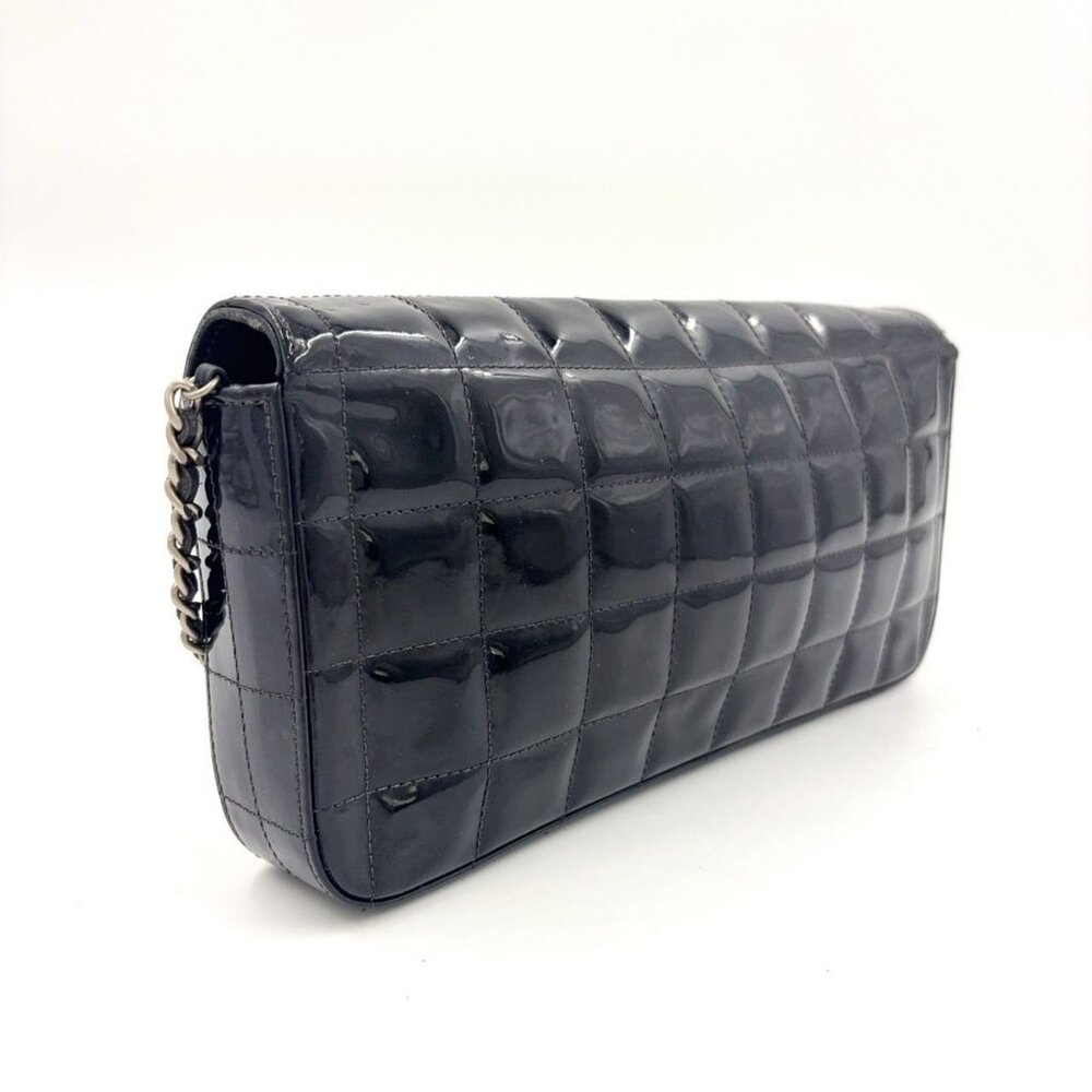 CHANEL Patent Leather East West Chocolate Bar Flap Bag Black Purse - Picture 5 of 13